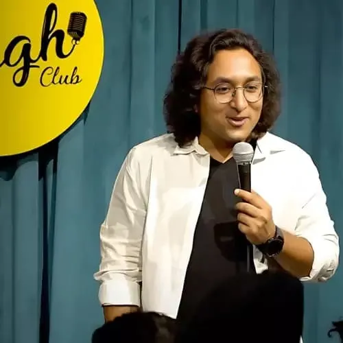 Anupam Mittal with award